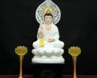 Những mẫu tượng Phật Quan Âm Bồ Tát mang bình an cho gia đạo